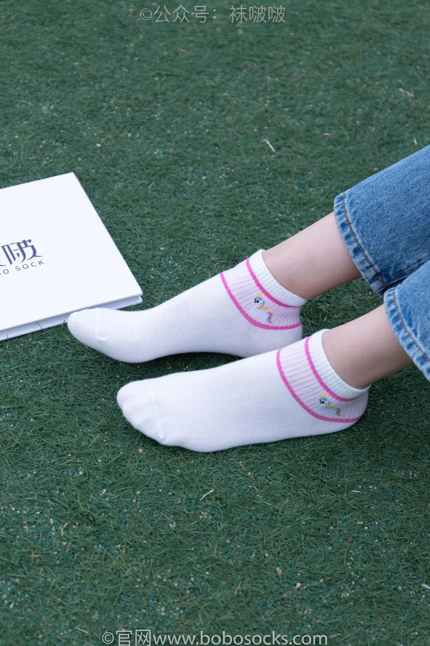 [BoBoSocks袜啵啵]NO.004 泡芙-vans帆布鞋、白棉袜、裸足 [127P]插图7